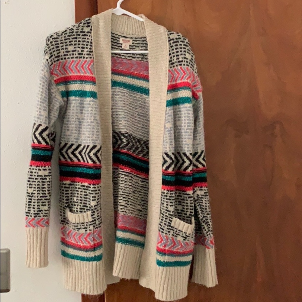 Cardigan sweater
